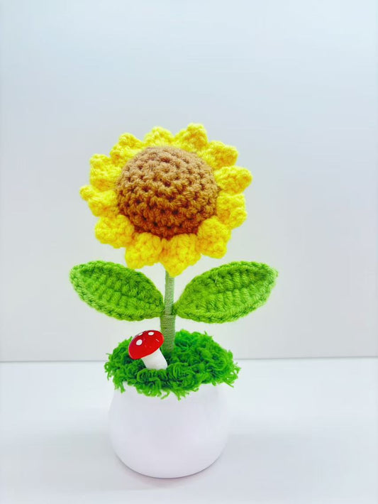 5 crocheted sunflower potted plants